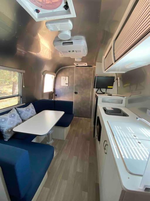 Modern Airstream With Amazing View - 10 To 15 Minutes From Kings Canyon National Park Dunlap Eksteriør bilde